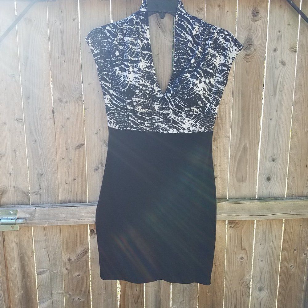 Medium Dress by Mixxology LA Women's Dress Black & White NWOT